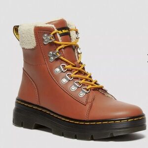 DR. MARTENS size 11.5  Combs faux fur lined boots